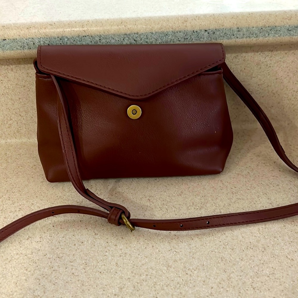 Crossover purse